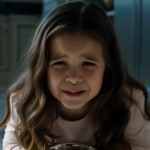 🚨 **A BILLIONAIRE CAME HOME EARLY AND FOUND HIS 7-YEAR-OLD DAUGHTER EATING DOG FOOD… WHAT SHE SAID NEXT SHATTERED HIM.** 🚨